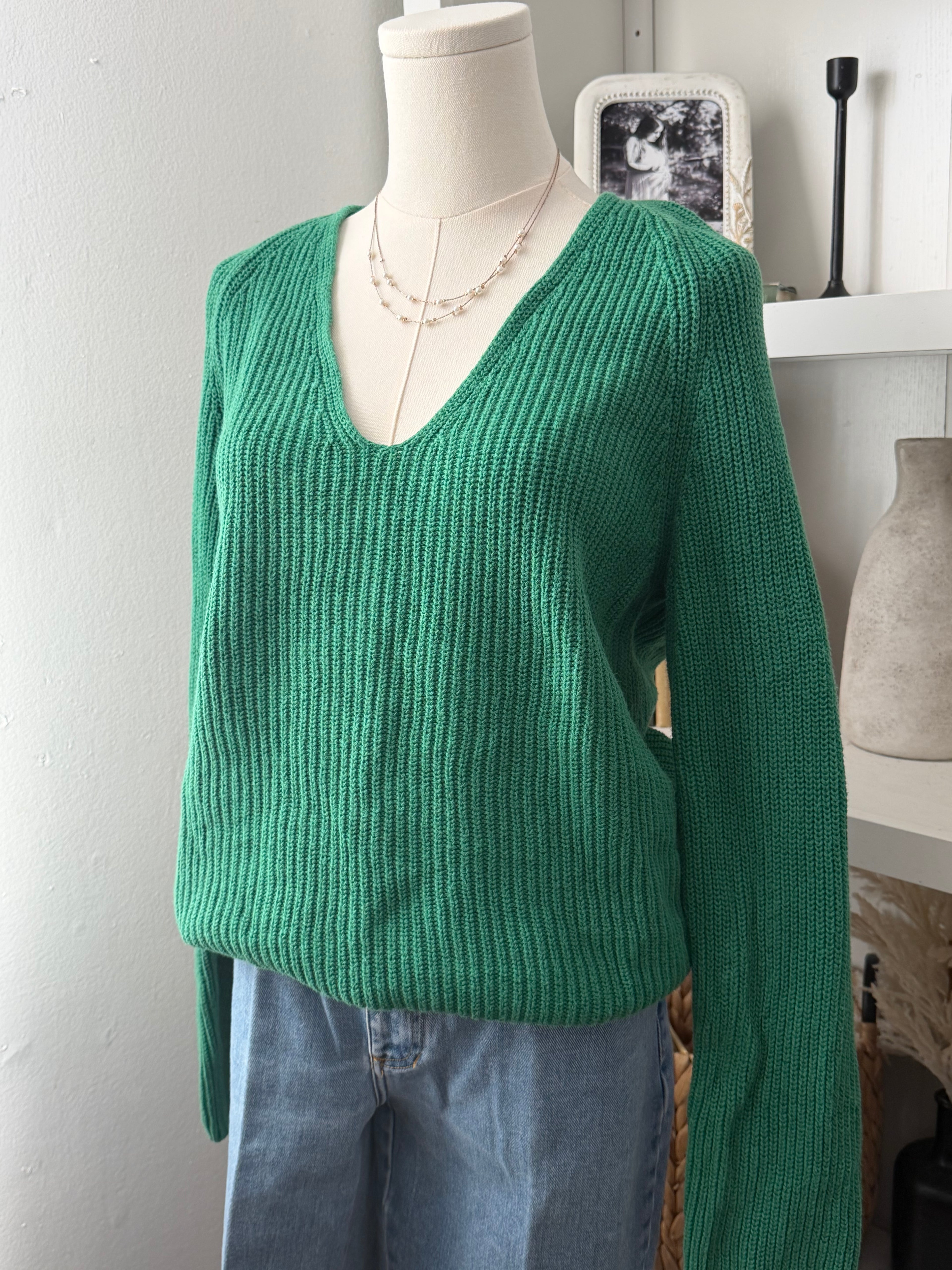 Marc O’Polo Kelly Green Organic V-neck sweater size M RETAILS $175