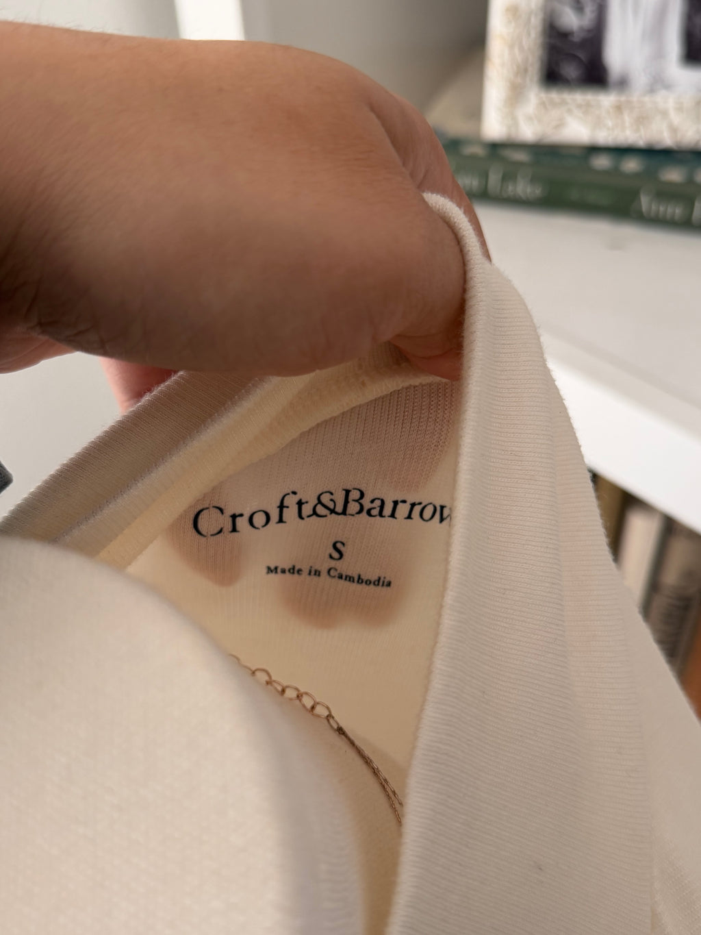 Craft & Barrow mock neck sleeveless top size small