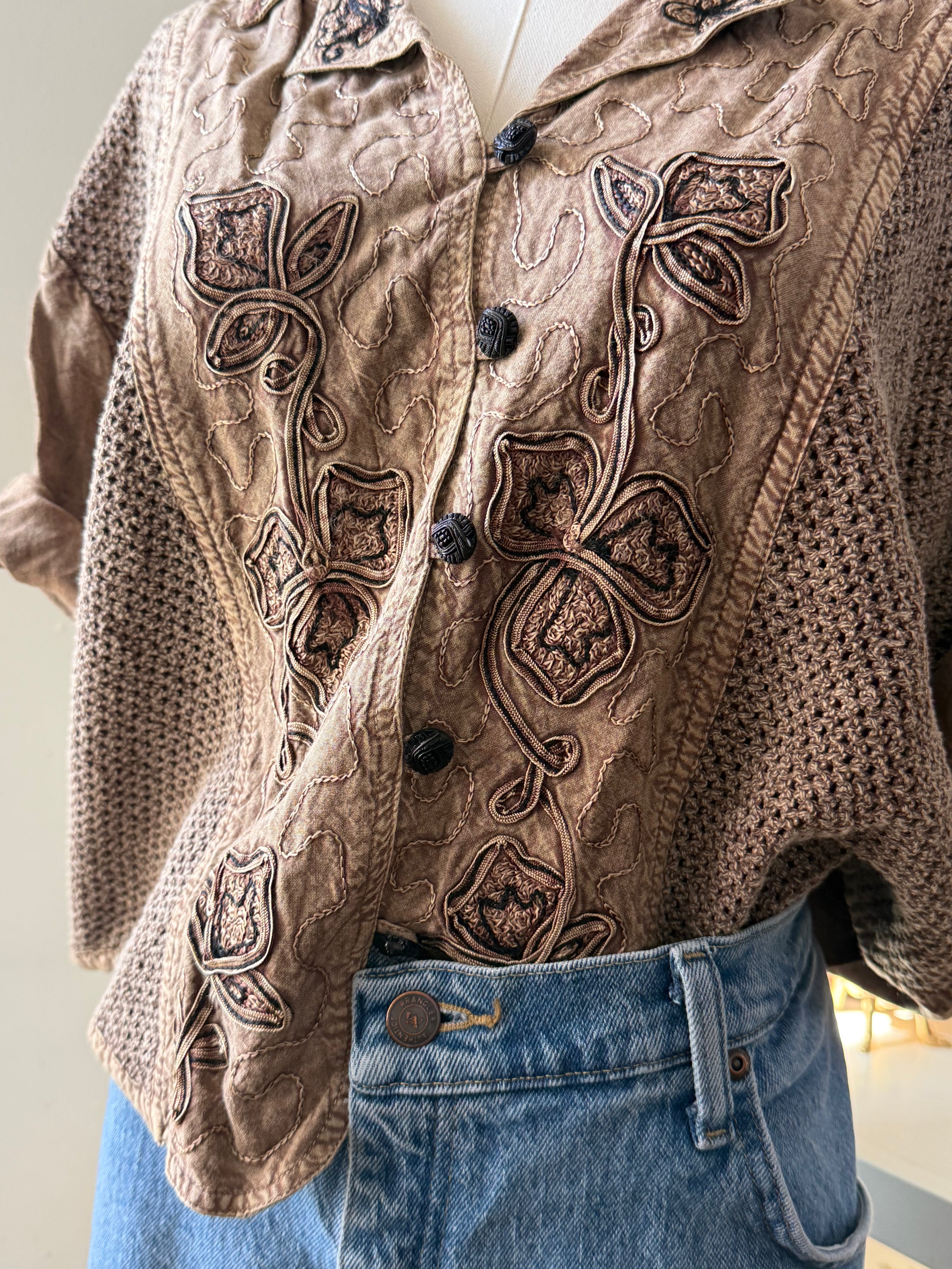 Vintage Embroidered Short Sleeve Button Up Shirt Size XL