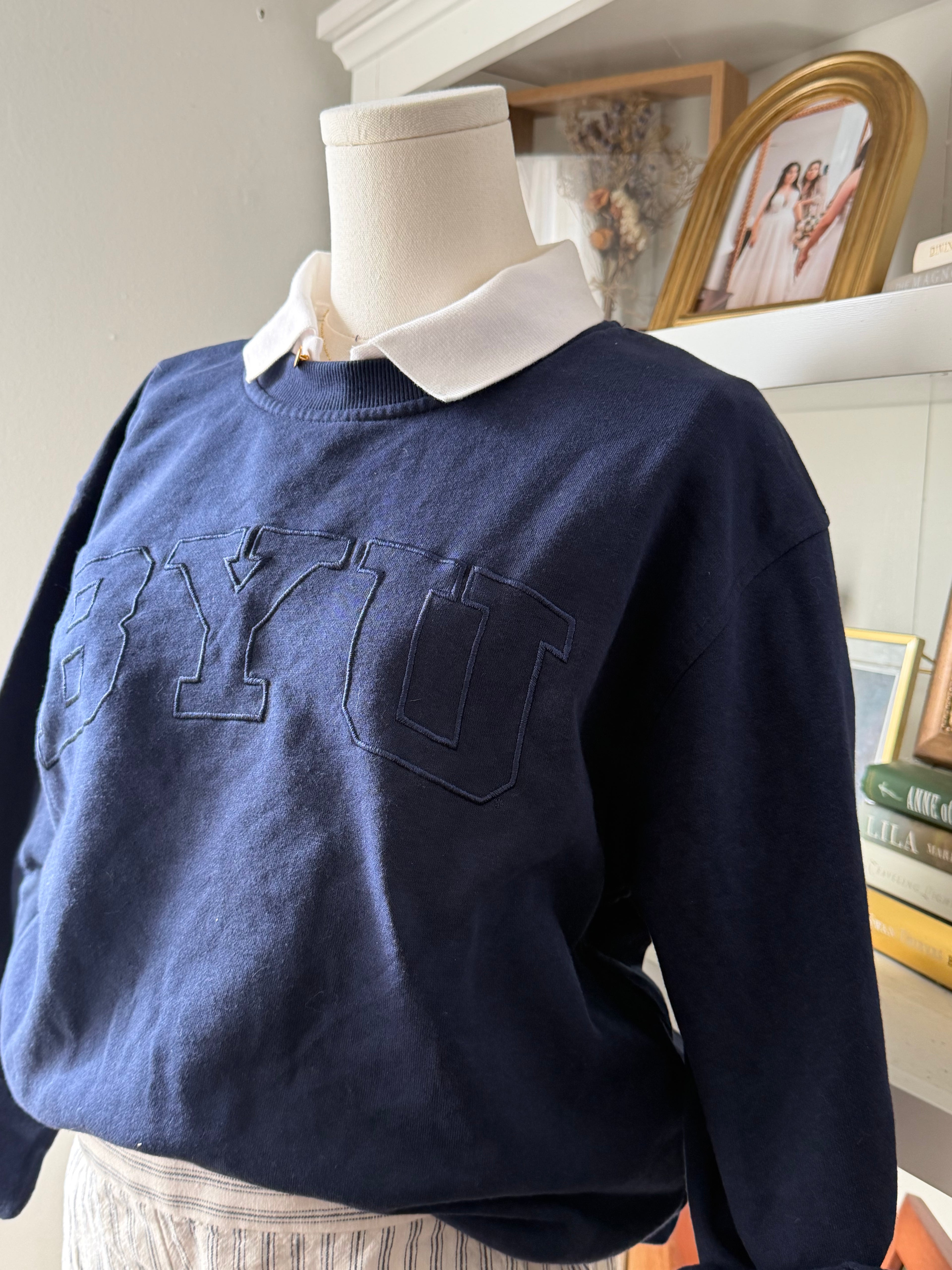 BYU Official College Sweatshirt Size L